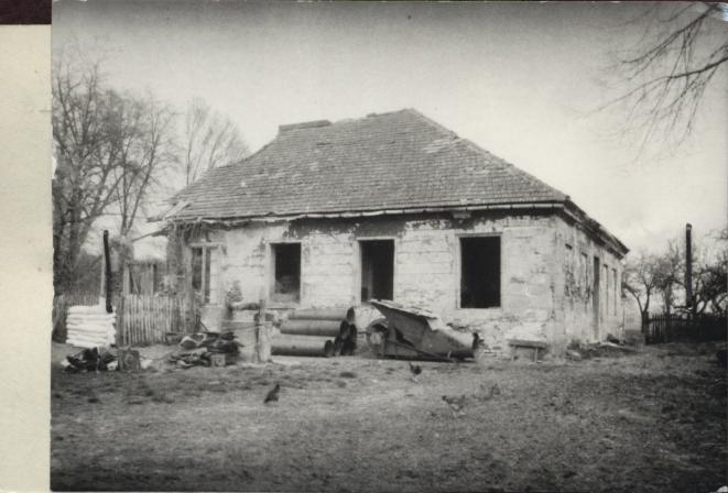 zespół dworski - dwór, skan 2