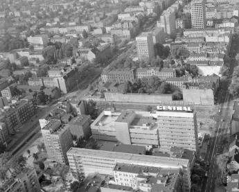 zabudowa centrum miasta.  Fragment zabudowy miasta w otoczeniu ul.  Mickiewicza i Kościuszki od strony południowej  , skan 1