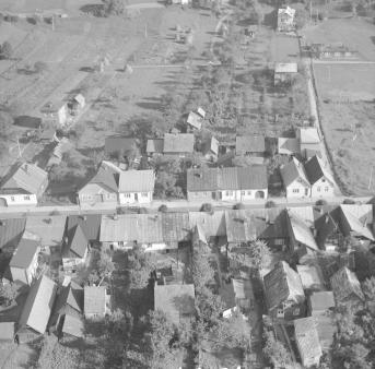 zabudowa  miasta. Fragment  zabudowy  północnej części miasta od strony północnej -  zachodniej, skan 1