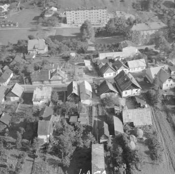 zabudowa  miasta. Fragment  zabudowy centrum miasta od strony północnej -  zachodniej, skan 1