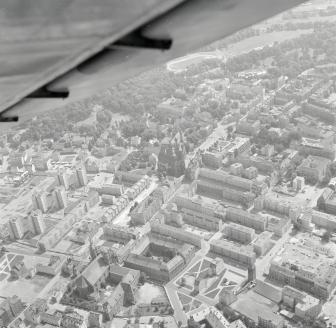 układ urbanistyczny . Widok ogólny centrum od strony północnej, skan 1