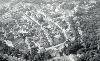 układ urbanistyczny miasta. Widok ogólny układu urbanistycznego miasta od strony wschodniej, skan 1