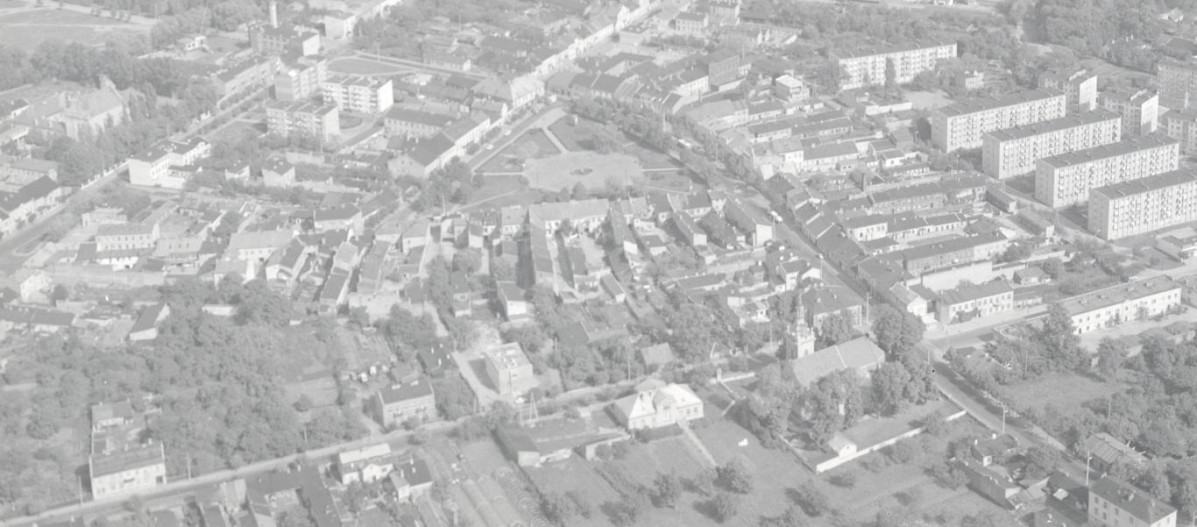 układu urbanistyczny. Widok ogólny układu centrum miasta od strony południowej, skan 1