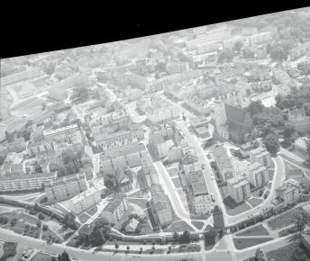 układ urbanistyczny. Widok ogólny układu urbanistycznego miasta od strony północnej, skan 1