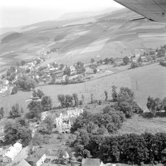 zabudowa miasta. Fragment zabudowy miasta od strony zachodniej, skan 1