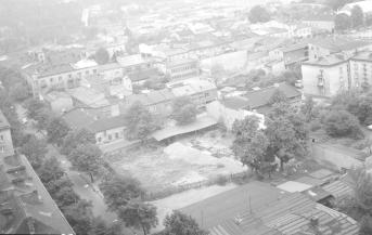 zabudowa miasta. Fragment zabudowy centrum od strony północnej, skan 1