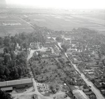 układ urbanistyczny. Widok ogólny układu urbanistycznego od strony północnej, skan 1