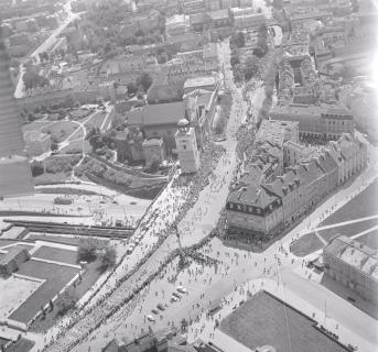 zabudowa miasta. Fragment Krakowskiego Przedmieścia od UW do pl. Zamkowego, skan 1