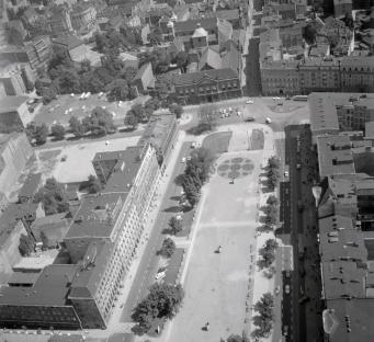 zespół urbanistyczny. Plac Wolności od strony zachodniej, skan 1