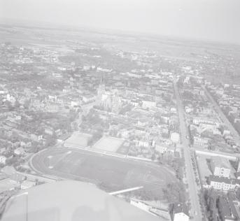 układ urbanistyczny. Widok ogólny układu od strony południowej, skan 1