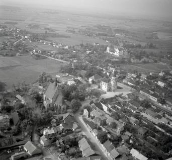 układ urbanistyczny. Widok ogólny układu miasta od strony południowej - wschodniej, skan 1