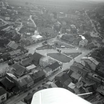 układ urbanistyczny. Widok ogólny układu centrum miasta od strony północnej - zachodniej, skan 1