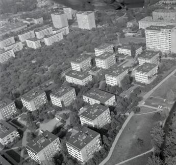 Sady Żoliborskie. Fragment zabudowy Sadów Żoliborskich od strony południowej - zachodniej, skan 1