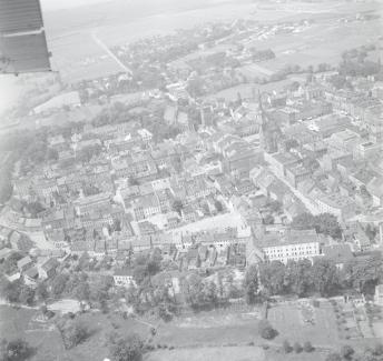 układ urbanistyczny. Widok ogólny układu urbanistycznego od strony południowej - wschodniej, skan 1