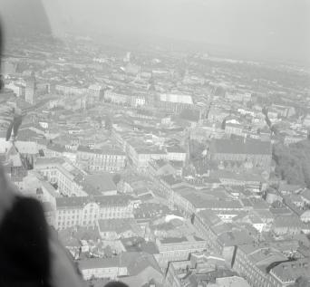 Widok ogólny południowej i wschodniej części miasta, skan 1