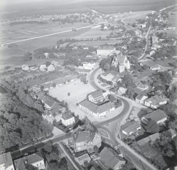 Widok ogólny rynku od strony południowej, skan 1