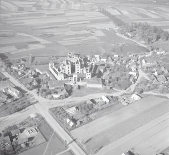 zamek Krzyżtopór XVII wieku widok ogólny zamku od strony południowej - wschodniej, skan 1