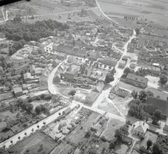 Widok ogólny centrum od strony południowej, skan 1