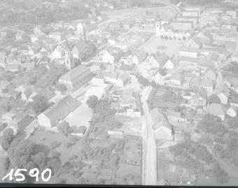 układ urbanistyczny. Widok ogólny miasta od strony południowej - wschodniej, skan 1