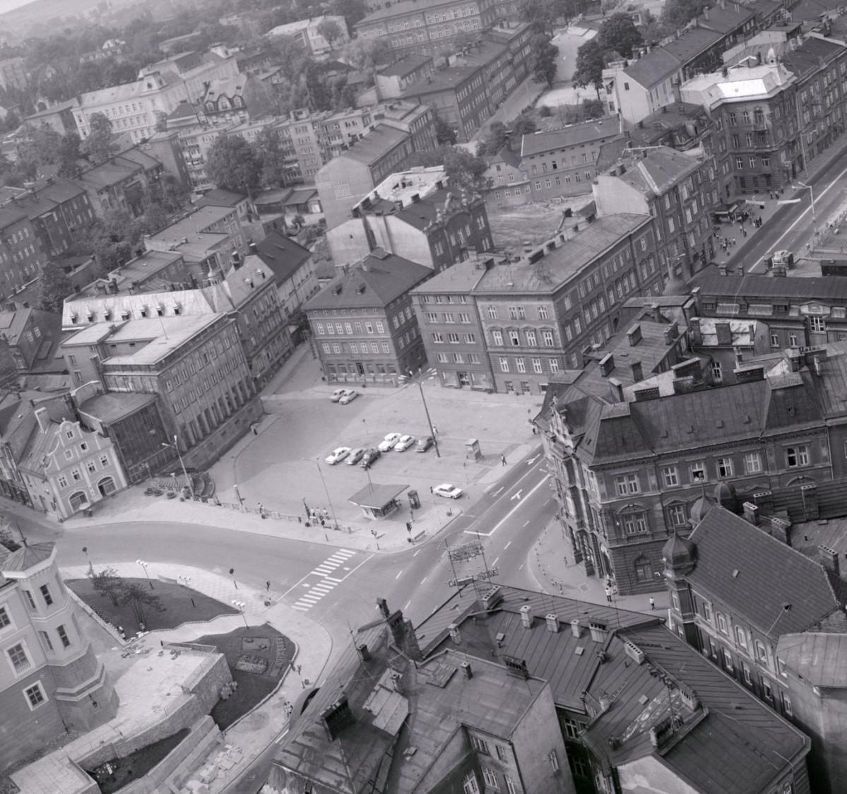 fragment  zabudowy centrum miasta w otoczeniu zamku od strony południowo - wschodniej, skan 1