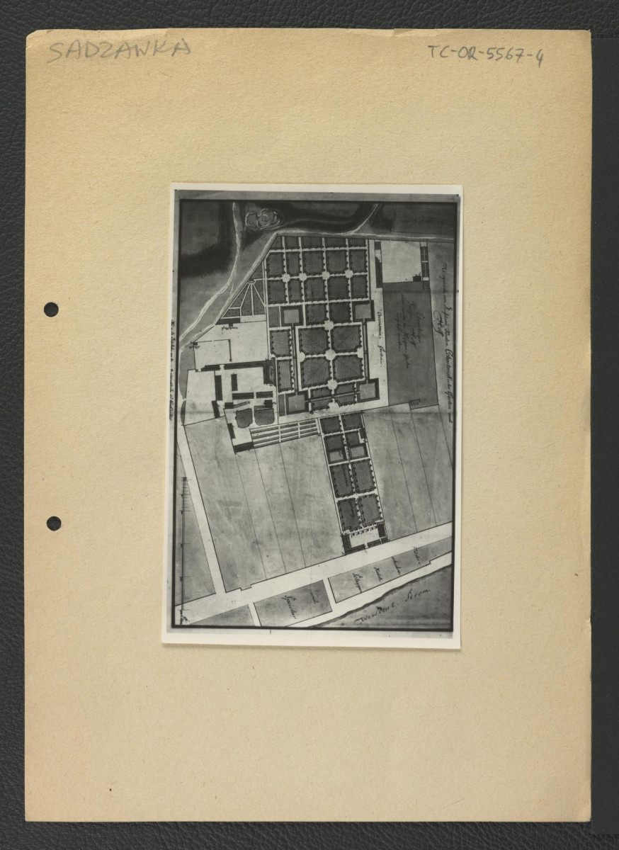 fotografia czarno-biała przedstawiająca grunty ekonomii królewskiej na Solcu na terenach pomiędzy ulicami Smolną, Aleją 3 Maja, Solcem i Ludną w  pierwszej poł. XVIII w.         , skan 1