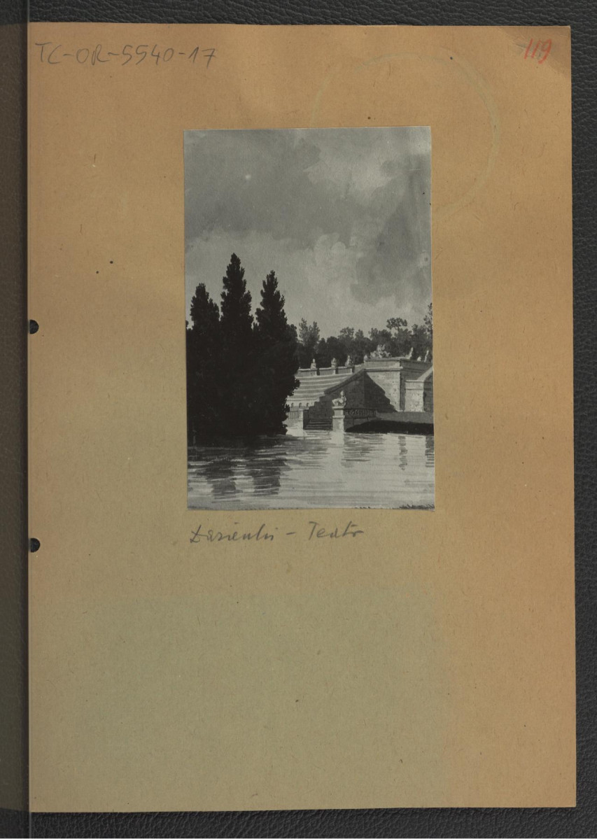 fotografia czarno-biała reprodukcji akwarelii ukazującej teatr w Łazienkach , skan 1