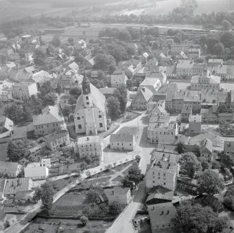 widok ogólny centrum miasta od strony zach., skan 1