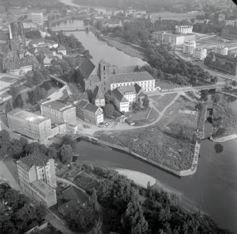 kościół Najświętszej Maryi Panny na Pisku widok od strony zachodniej, skan 1