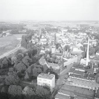 Układ urbanistyczny. Widok ogólny miasta od strony zachodniej., skan 1