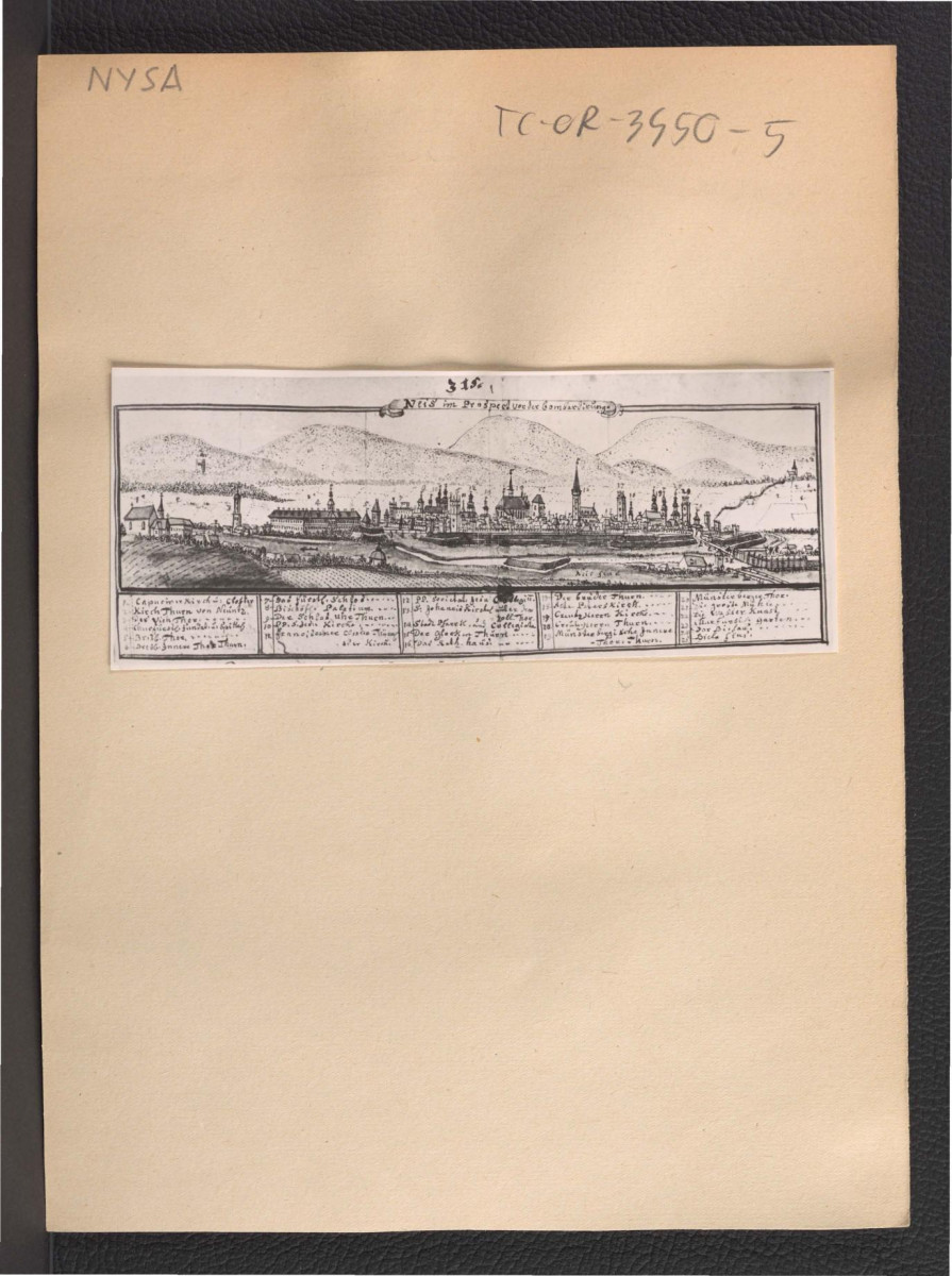2 fotografie czarno-białe reprodukcji ryciny z Wernher F.B., Topografia Śląska, 1744-1768 przedstawiająca  panoramę w tej miejscowości                                              , skan 1