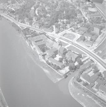 widok ogólny zespołu klasztornego Norbertanek, skan 1