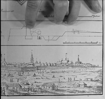 3 negatywy przedstawiające fragment rysunku panoramy Zamościa, skan 1