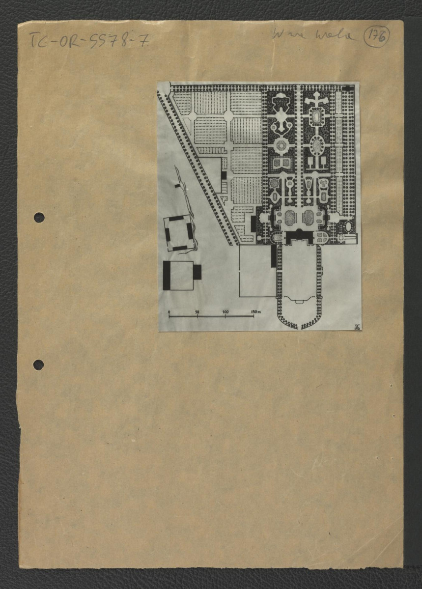 2 nadbitki z Ciołek G., Ogrody polskie, Warszawa 1954, s. 91 ukazujące plan miejscowego ogrodu z 1760 r. autorstwa Jana Daniela Jaucha z 1760 r.  , skan 1