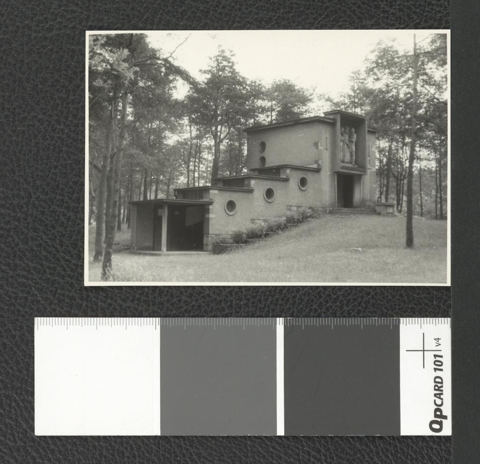 kaplice w ramach miejscowej Kalwarii , skan 2