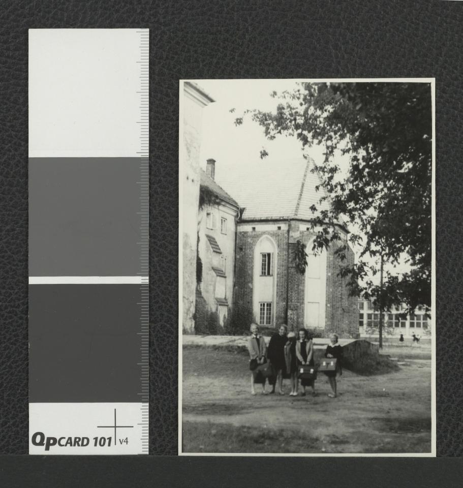 widok na zabudowania klasztorne                    , skan 1