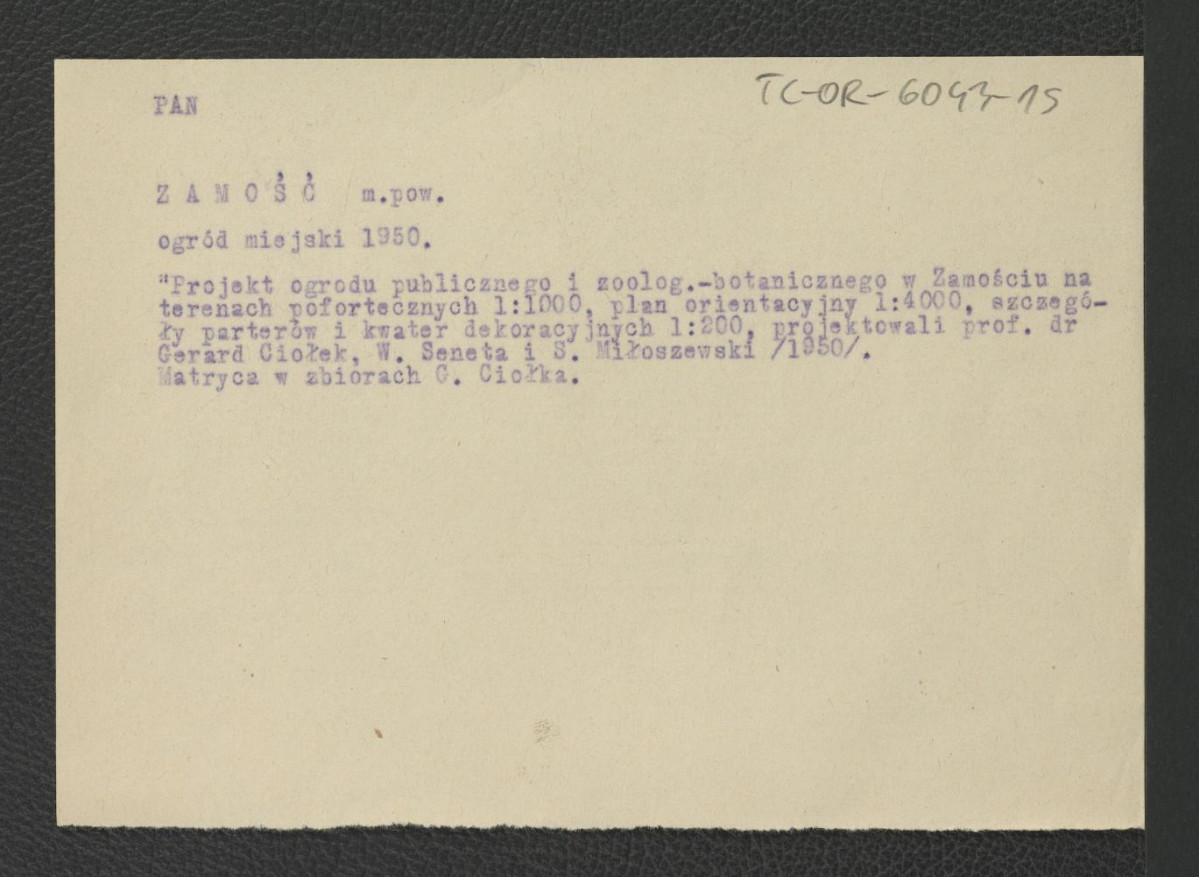 karta opisowa do projektu ogrodu publicznego i zoolog-botanicznego w Zamościu na terenach pofortecznych (1 : 1000), plan orientacyjny (1 : 4000), szczegóły parterów i kwater dekoracyjnych (1 : 200) zaprojektowanych przez G. Ciołka, W. Seneta i S. Miłoszewskiego , skan 1
