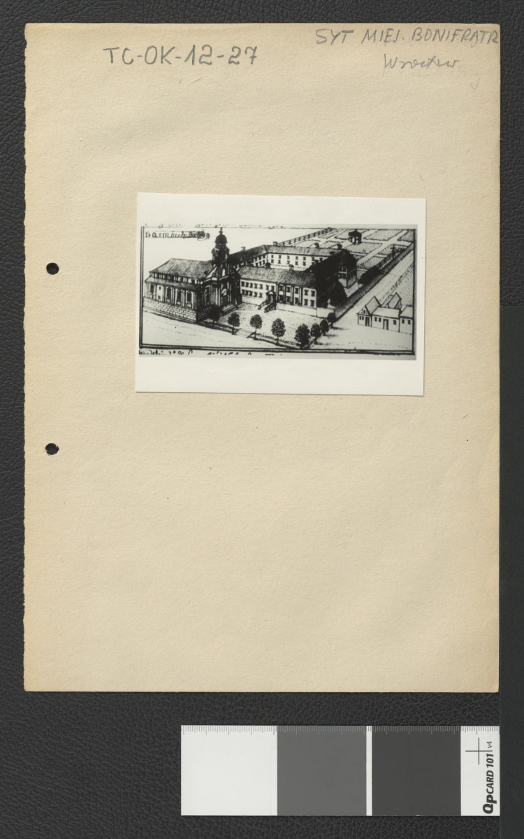 reprodukcja ryciny zamieszczonej w Wernher Fryderyk Bernard, Topografia Śląska, 1744-1768, a ukazującej widok z lotu ptaka na miejscowy klasztor     , skan 1