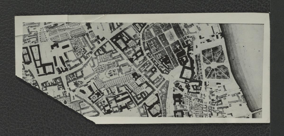 fotografia czarno-biała przedstawiająca plan fragmentu Warszawy, skan 1