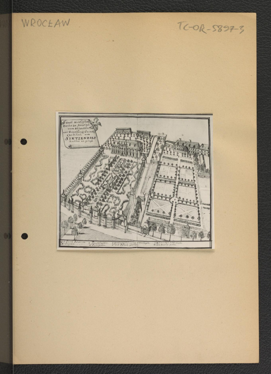 3 fotografie czarno-białe reprodukcji ryciny zamieszczonej w Wernher F.B., Topografia Śląska, 1744-1768 ukazaującej widok z lotu ptaka na miejscową posesje         , skan 2