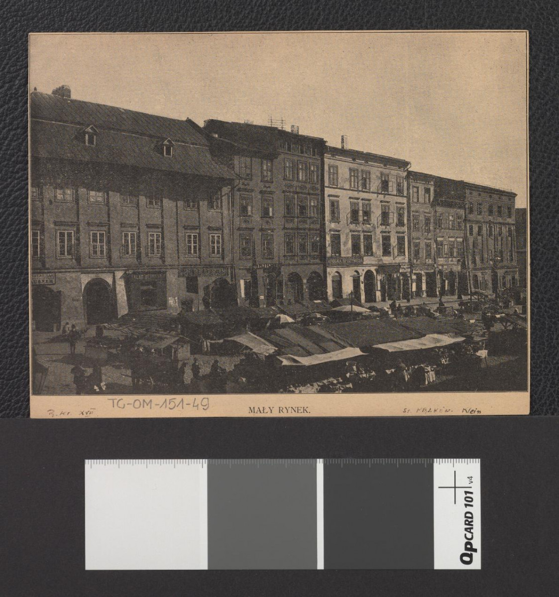 wycinek z „Rocznik Krakowski”, XVII zawierający reprodukcję fotografii czarno-białej; przedstawia tzw. Mały Rynek, skan 1