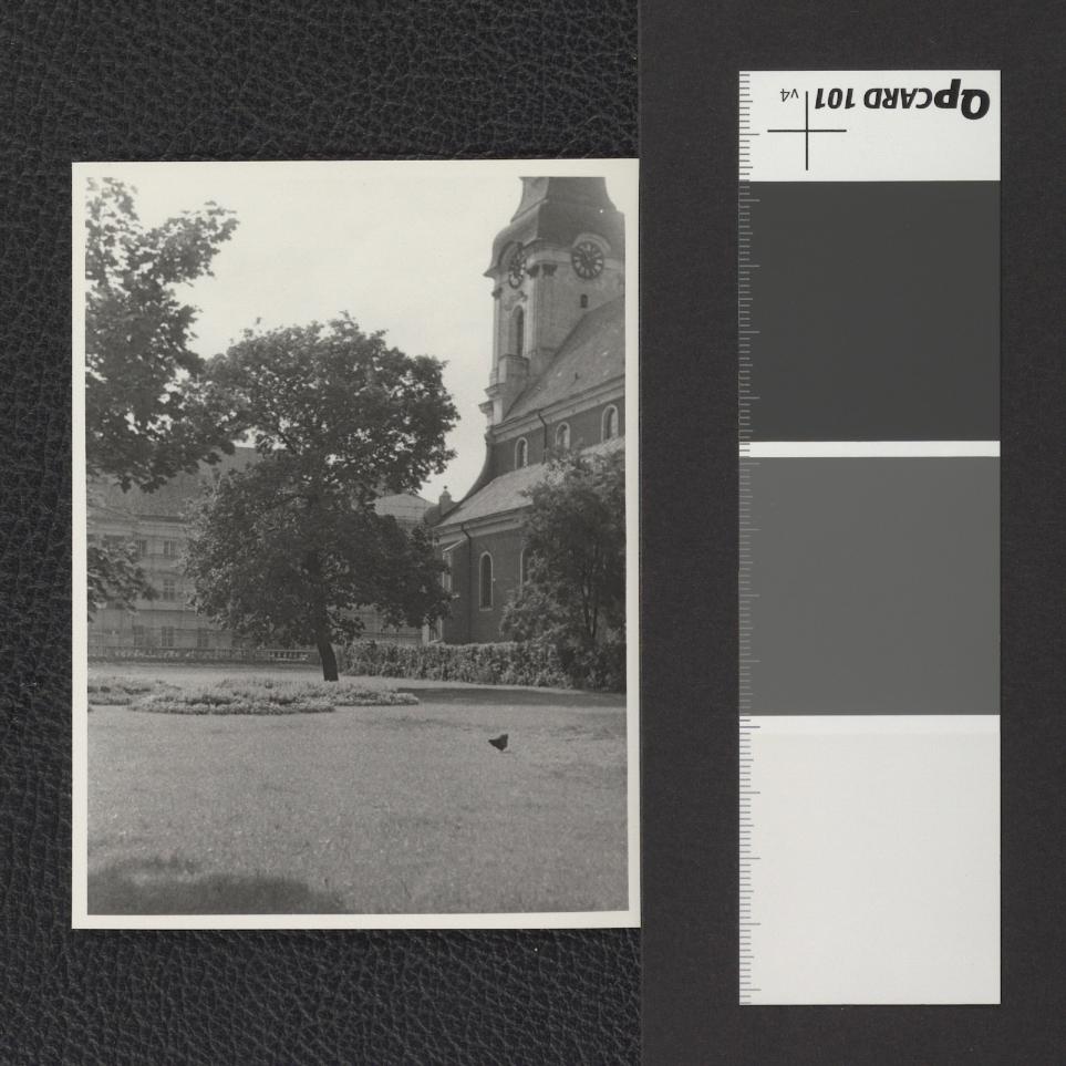 fragment ogrodu przy bazylice św. Józefa, skan 2