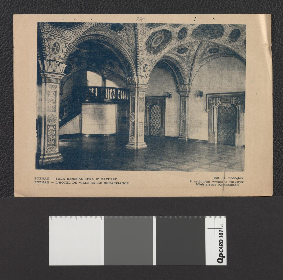 wycinek zawierający dwubarwną reprodukcję fotografii autorstwa Stanisława Muchy przedstawiający widok Wawelu, skan 2