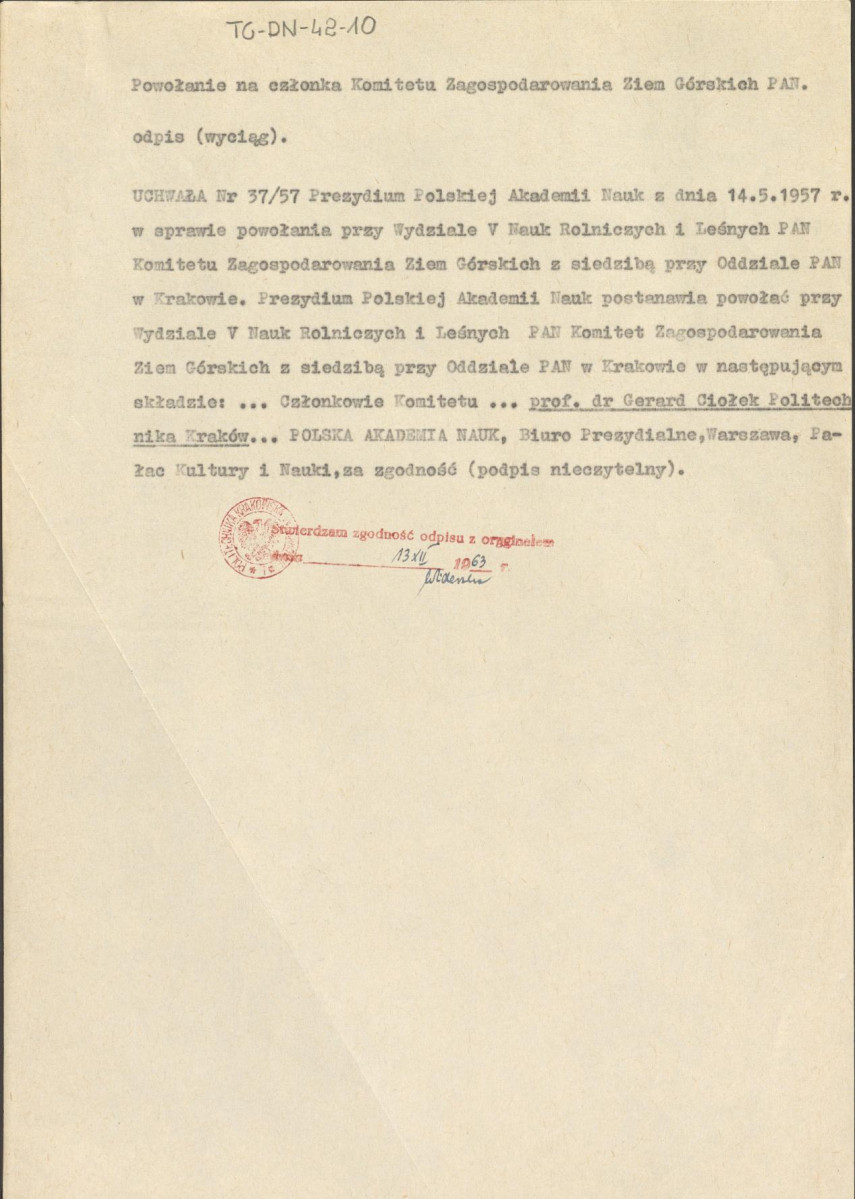 wyciąg z Uchwały Nr 37/57 Prezydium Polskiej Akademii Nauk z dnia 14 maja 1957 r. w sprawie powołania Gerarda Ciołka na członka Komitetu Zagospodarowania Ziem Górskich PAN, skan 1