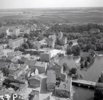 fragment zabudowy miasta przy Zamku Książąt Pomorskich, skan 1
