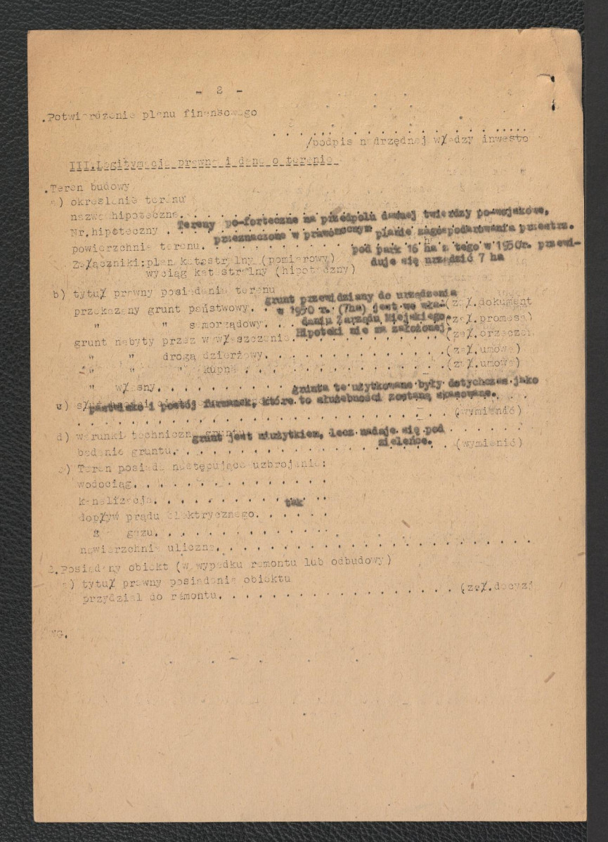schemat dokumentacji wstępnej (założenie projektu) sygnowany przez wojewodę lubelskiego, architekta miejskiego i burmistrza miasta Zamościa w dniu 4 listopada 1949 roku, skan 2
