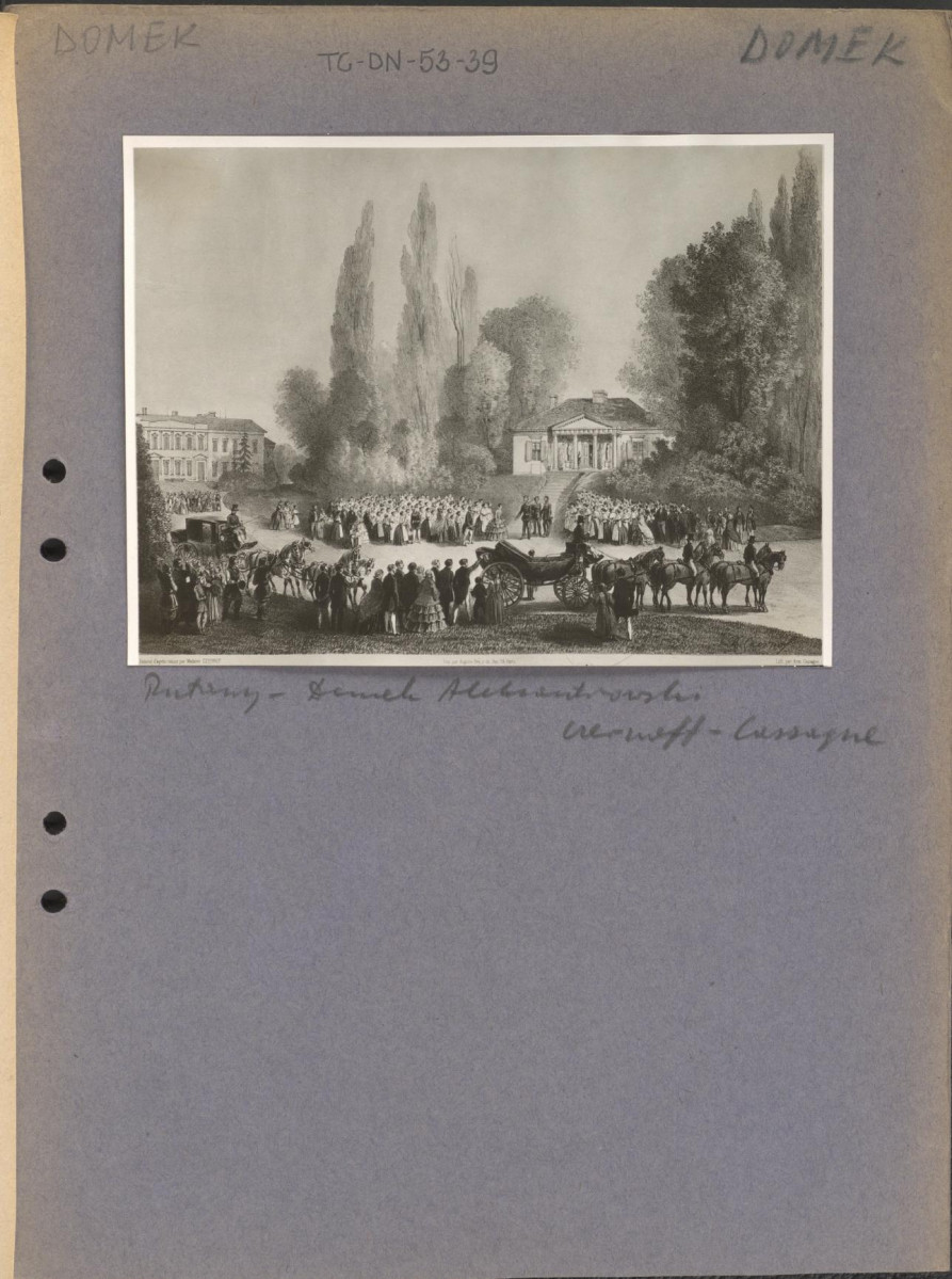 ilustracja związana z hasłem - domek - Domek Aleksandryjski w Puławach wg litografii Armand'a Théophile'a Cassagne i rysunku Barbary Czernoff przedstawiającego wyjazd cara Aleksandra II, który w dniach 22.07 - 10.08.1857 r. mieszkał w Domku Aleksandryjskim, skan 1