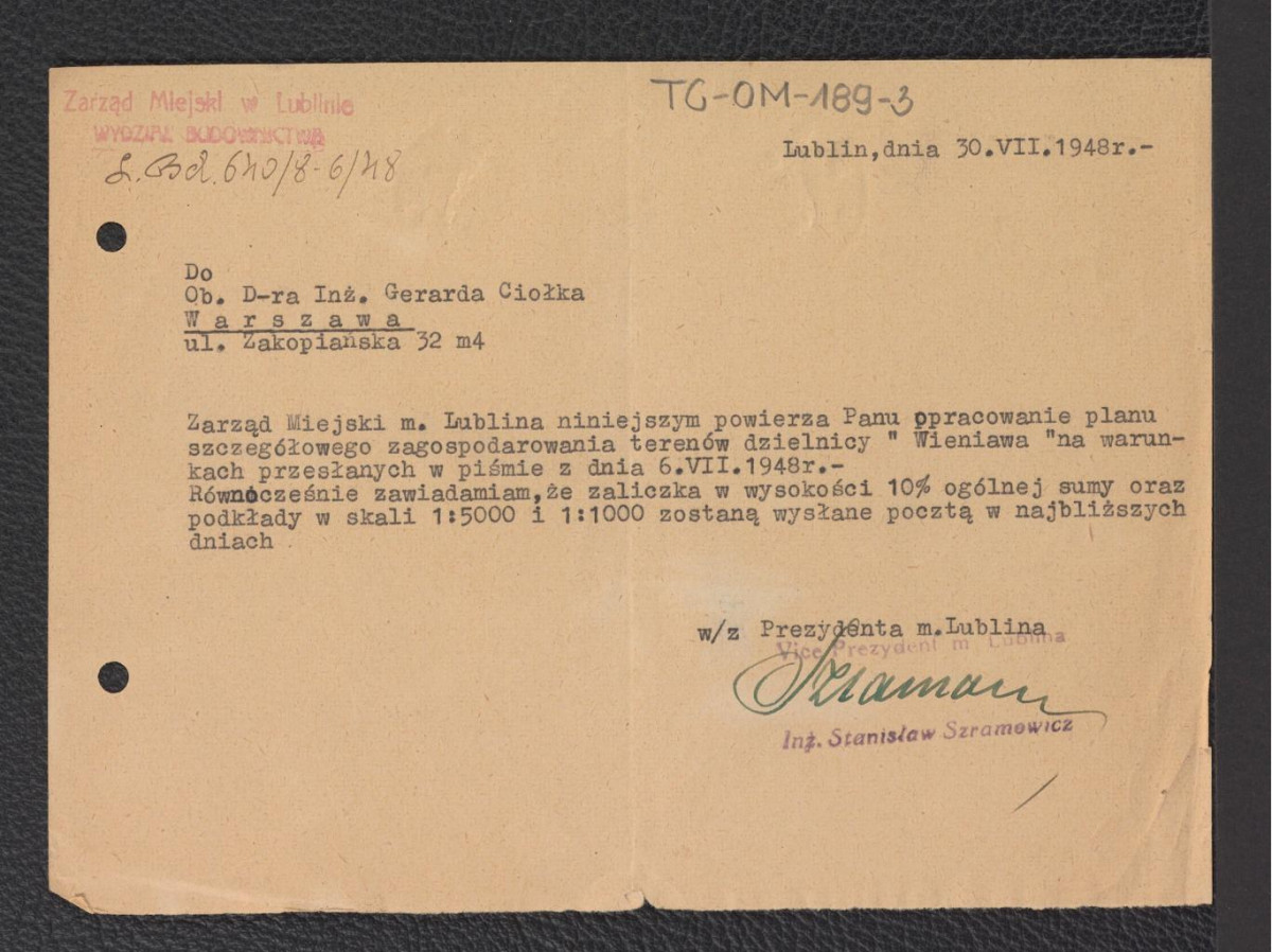 decyzja z dnia 30 lipca 1948 roku o powierzeniu Gerardowi Ciołkowi opracowania planu szczegółowego zagospodarowania dzielnicy „Wieniawa”; podpisane przez wiceprezydenta Lublina Stanisława Szramowicza, skan 1