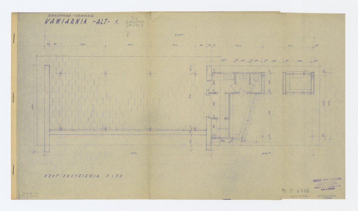 projekt kawiarni. Rzut przyziemia. Napisy: ZAKOPANE - CAMPING ; KAWIARNIA- ALT - 1 ; RZUT PRZYZIEMIA. Wymiary. W prawym dolnym rogu pieczątka Pracowni Sztuk Plastycznych w Krakowie, skan 1