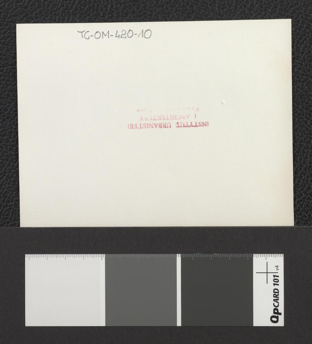 widok z lotu ptaka na zabudowania miejskie, Stadion Śląski, Jezioro Szczytnickie i cmentarz żołnierzy sowieckich, skan 16