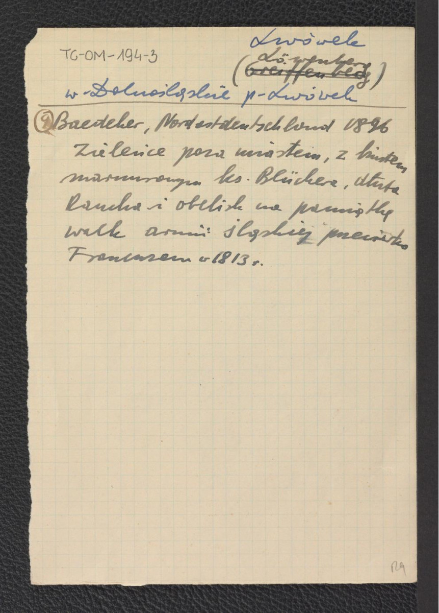 wypis z Baedeker, Nordestdeutschland, 1896 wzmiankujący zieleńce poza miastem oraz marmurowy biust pruskiego feldmarszałka Blüchera, skan 1